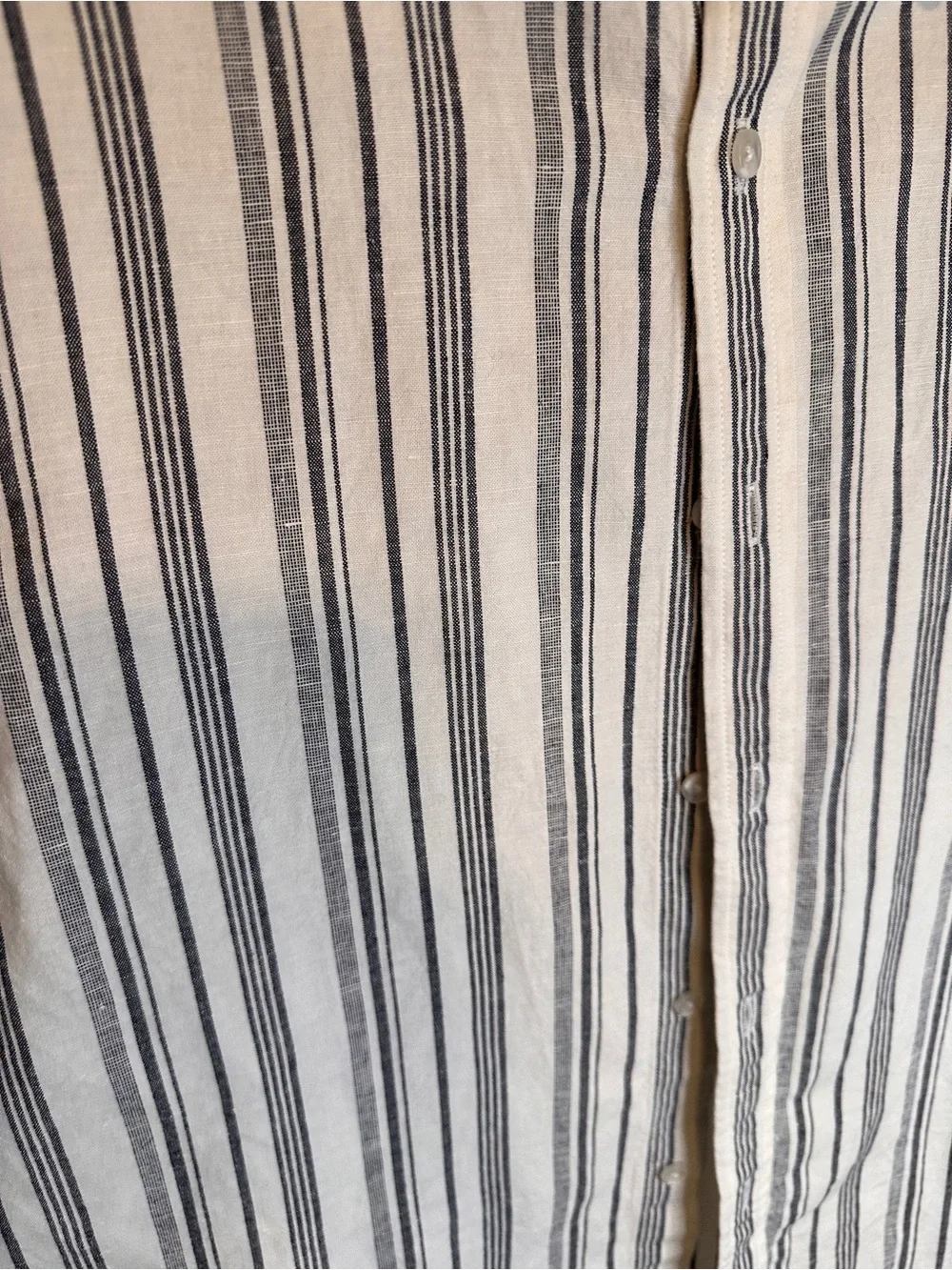 Banana Republic White Short-Sleeve Button-Down with Black Stripes large